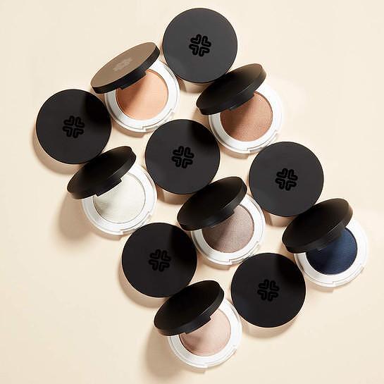 Сенки за очи - PRESSED EYE SHADOW LILY LOLO